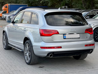 Audi Q7 фото 4