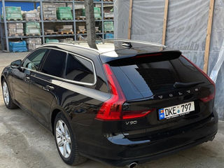 Volvo V90 foto 2