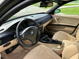 BMW 3 Series foto 8