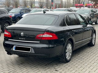 Skoda Superb foto 3