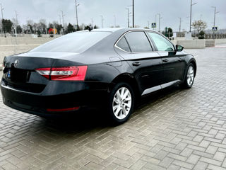 Skoda Superb foto 4