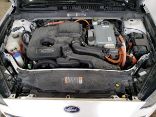 Ford Fusion foto 8