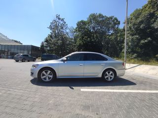 Volkswagen Passat foto 1