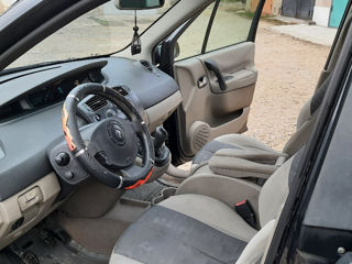 Renault Grand Scenic foto 6