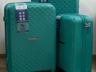 Комплекты чемоданов из полипропилена  3 штуки . foto 9