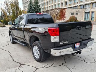 Toyota Tundra foto 4