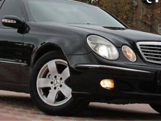 Mercedes E Class foto 5