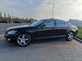 Mercedes S-Class