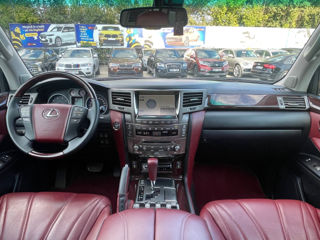 Lexus LX Series foto 8