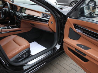 BMW 7 Series foto 10