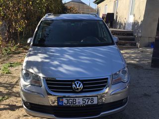 Volkswagen Touran foto 7