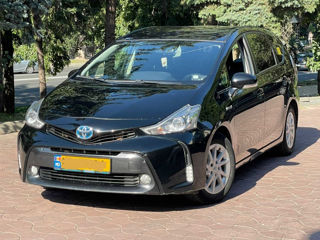 Toyota Prius +