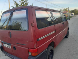 Volkswagen Transporter foto 1