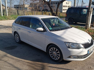 Skoda Fabia foto 2