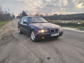 BMW 3 Series foto 2