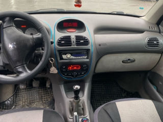 Peugeot 206 foto 8