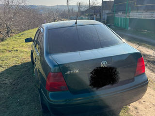 Volkswagen Jetta foto 7