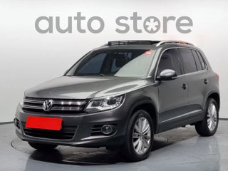 Volkswagen Tiguan foto 1