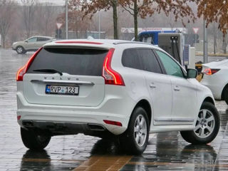 Volvo XC60 foto 3