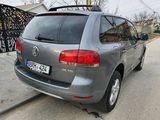 Volkswagen Touareg foto 8