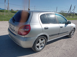 Nissan Almera foto 4