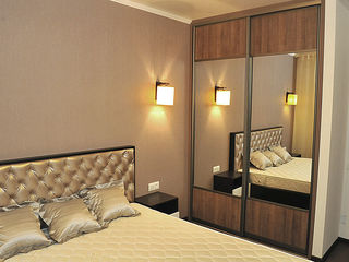Str.Albisoara , apartament modern de 2 camere cu living open 350 euro foto 1