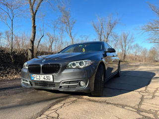 BMW 5 Series foto 5