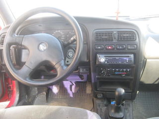 Nissan Primera foto 3