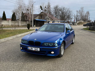 BMW 5 Series foto 4