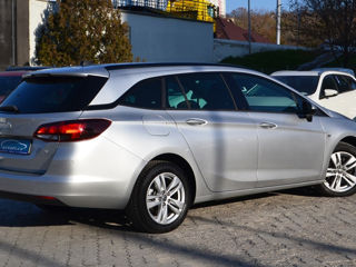 Opel Astra foto 2