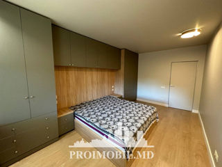 Apartament cu 2 camere, 68 m², Centru, Chișinău foto 5