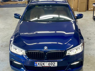 BMW 5 Series foto 7