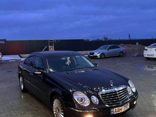 Mercedes E-Class foto 3