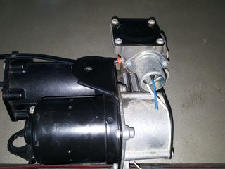 Ремонт пневмоподвески, пневмостоек, пневмобаллонов, компрессоров. Air Suspension Repair foto 9