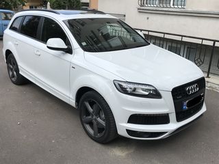 Audi Q7 foto 1