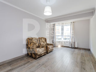 Apartament cu 2 camere, 78 m², Poșta Veche, Chișinău foto 15