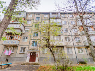 3-х комнатная квартира, 62 м², Ботаника, Кишинёв