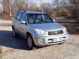 Toyota Rav 4 foto 2