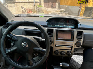 Nissan X-Trail foto 6