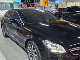 Mercedes CLS Class foto 2