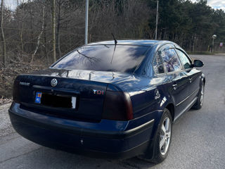 Volkswagen Passat foto 4