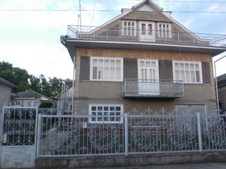 Se vinde casă în orasul Drochia foto 1