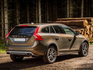 Volvo V60 foto 1