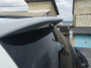 Spoiler -  Dacia Duster foto 1