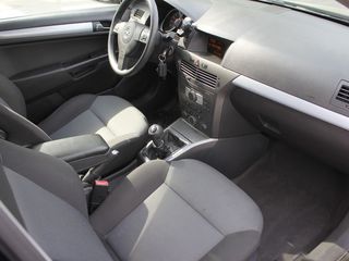 Opel Astra foto 9