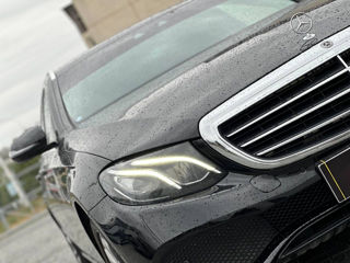 Mercedes E-Class foto 9