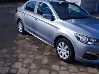 Peugeot 301 foto 2