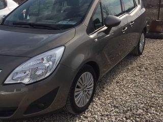 Opel Meriva foto 1