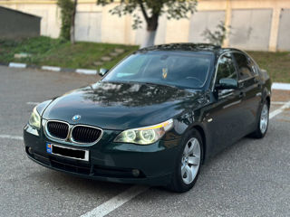 BMW 5 Series foto 3