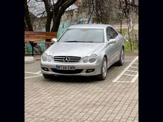 Mercedes CLK-Class foto 2